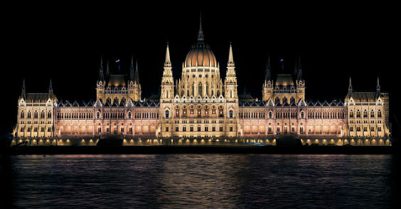 ungarn parlament 564