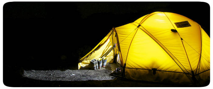 Zelt bei Nacht